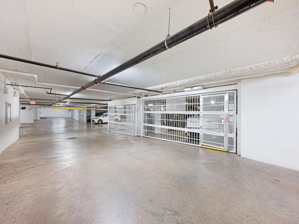 Listing Image for R3110329