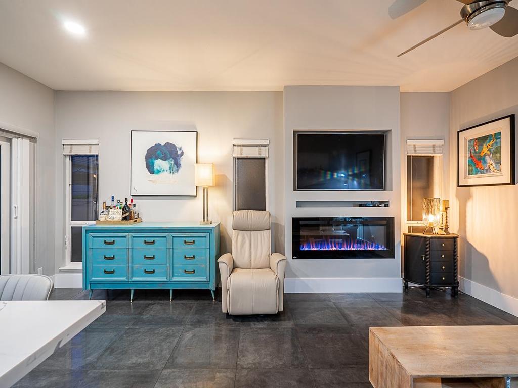 Listing Image for R3110333