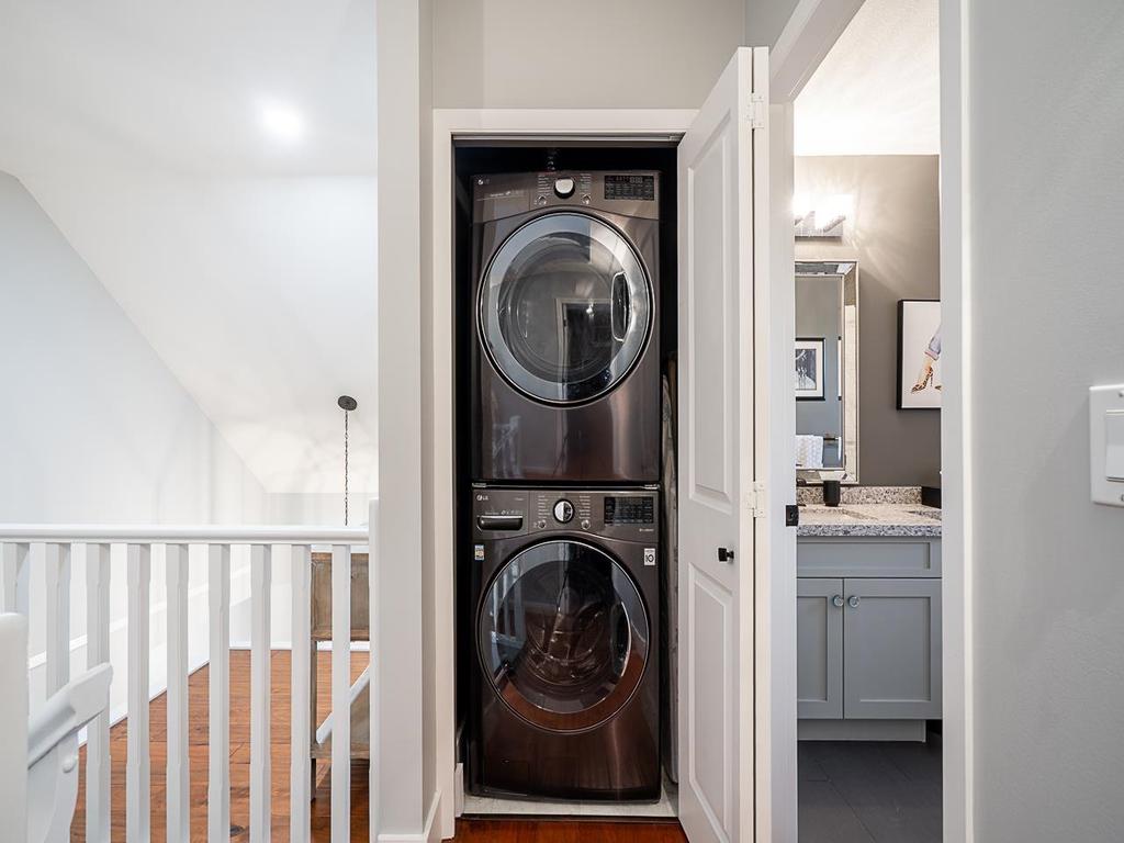 Listing Image for R3110333