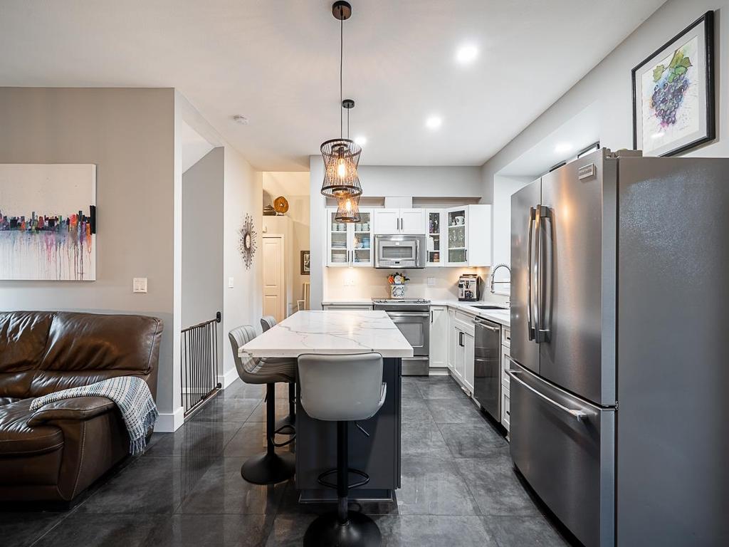 Listing Image for R3110333