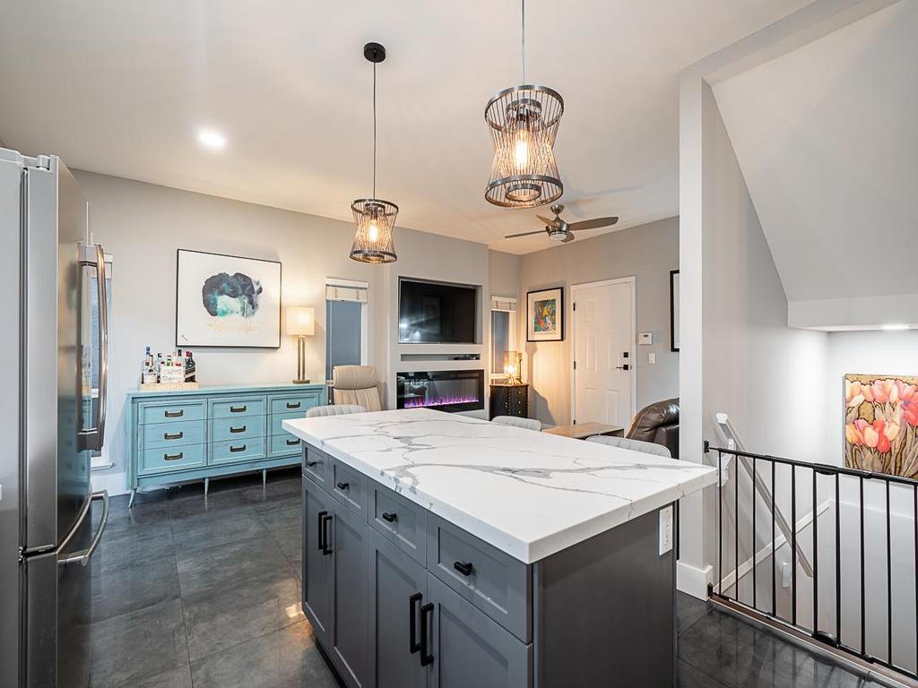 Listing Image for R3110333