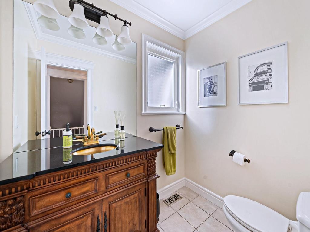 Listing Image for R3110341