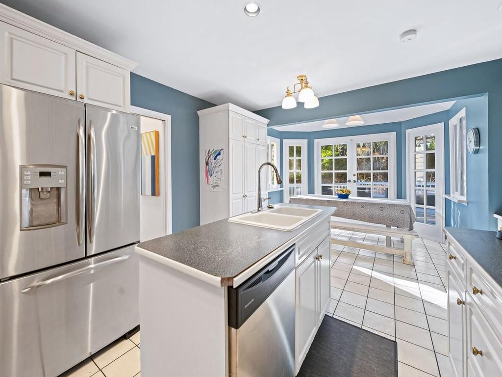 Listing Image for R3110341