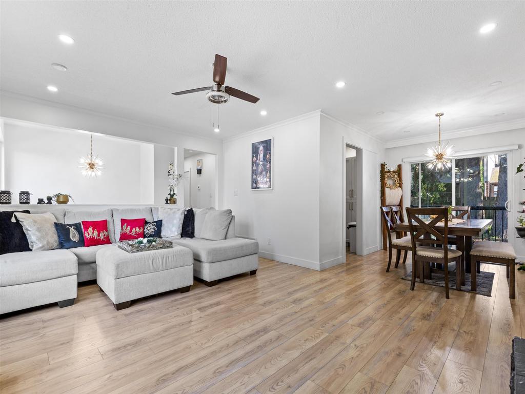 Listing Image for R3110350