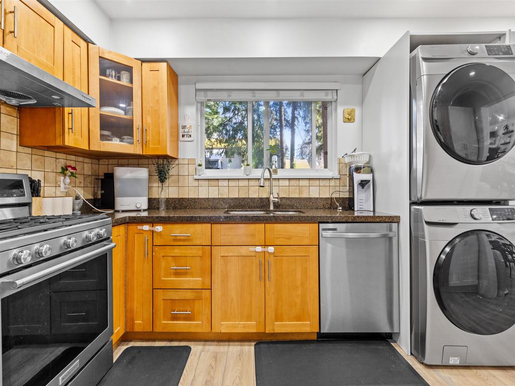 Listing Image for R3110350