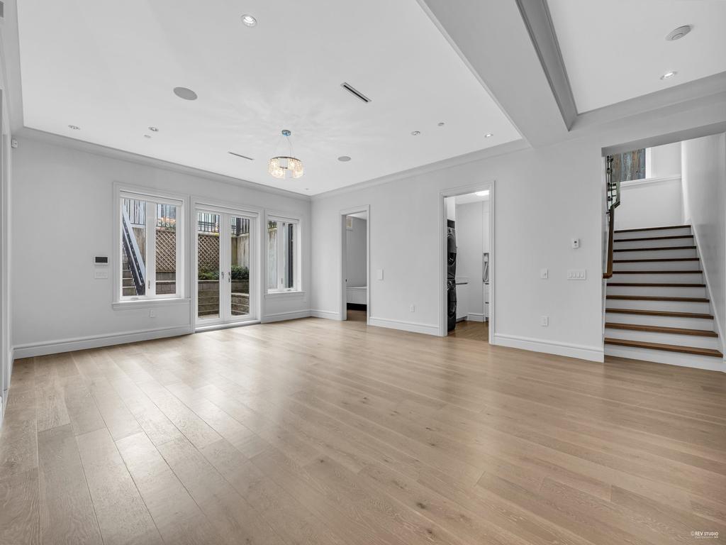 Listing Image for R3110355