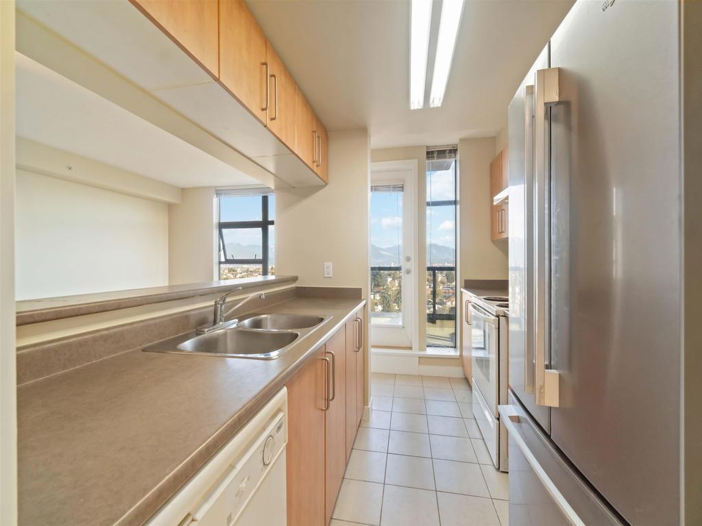 Listing Image for R3110359