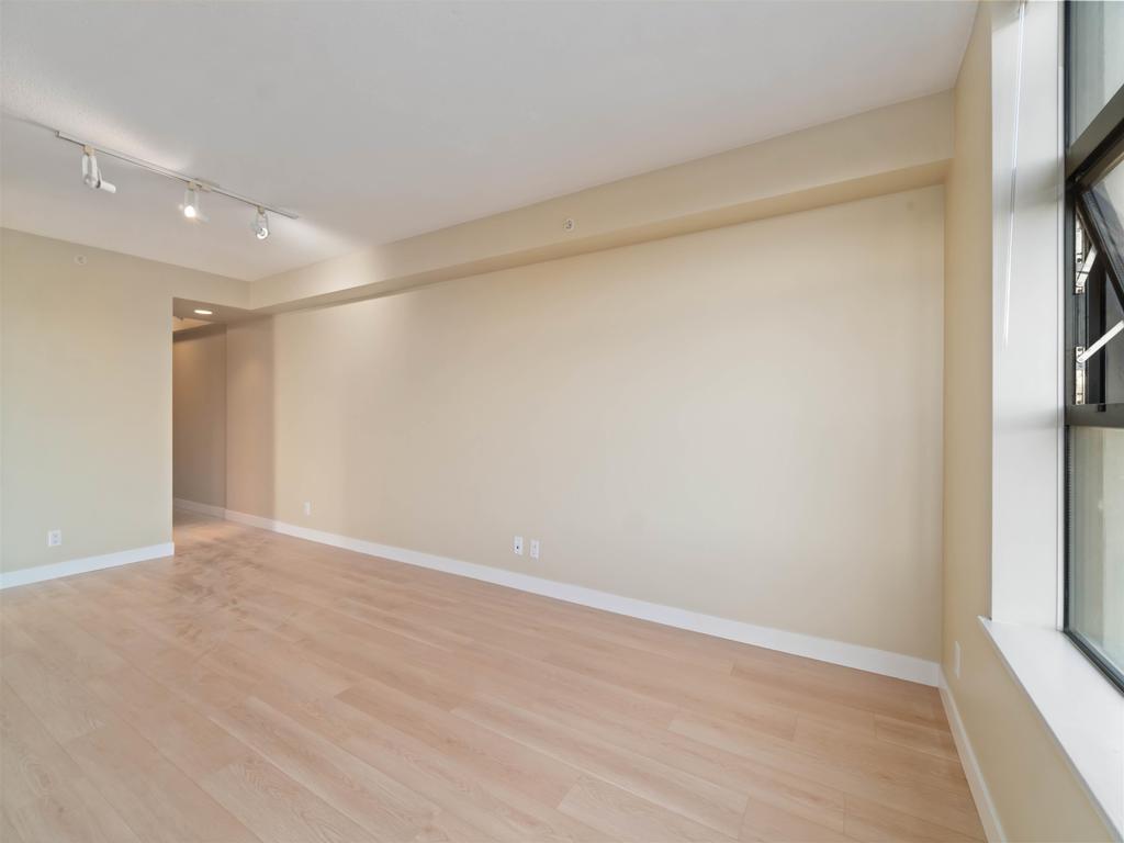 Listing Image for R3110359