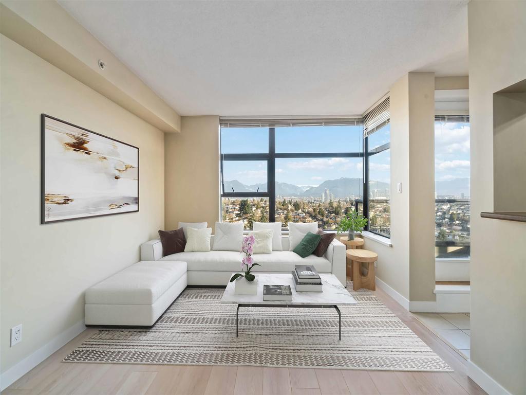 Listing Image for R3110359