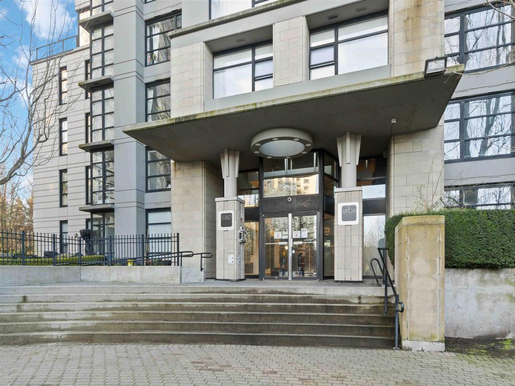 Listing Image for R3110359