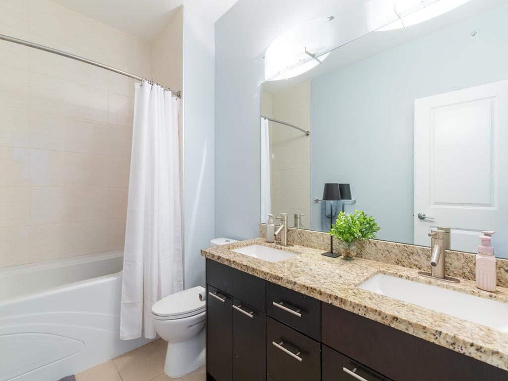 Listing Image for R3110377