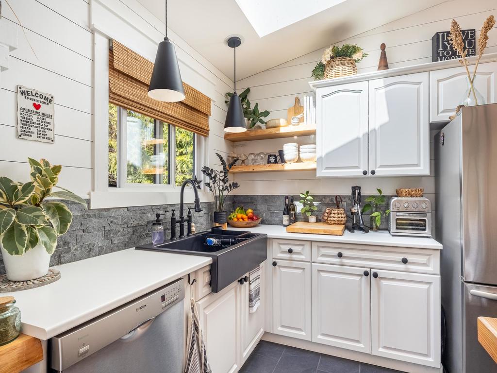 Listing Image for R3110378