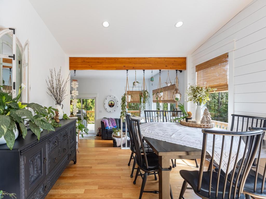 Listing Image for R3110378