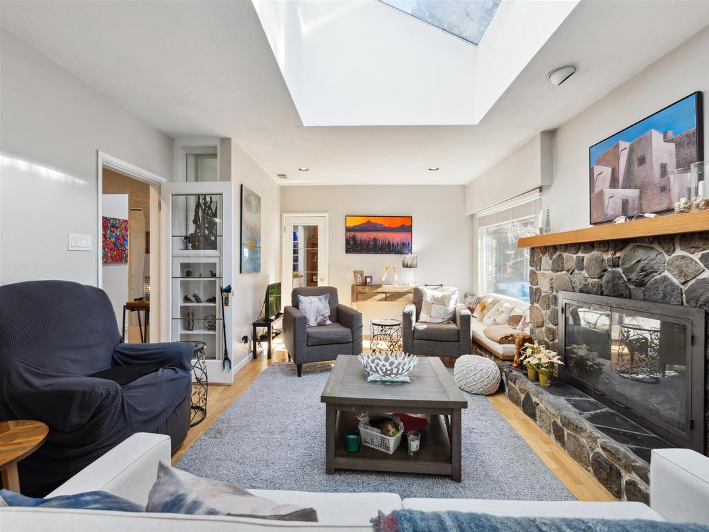 Listing Image for R3110381