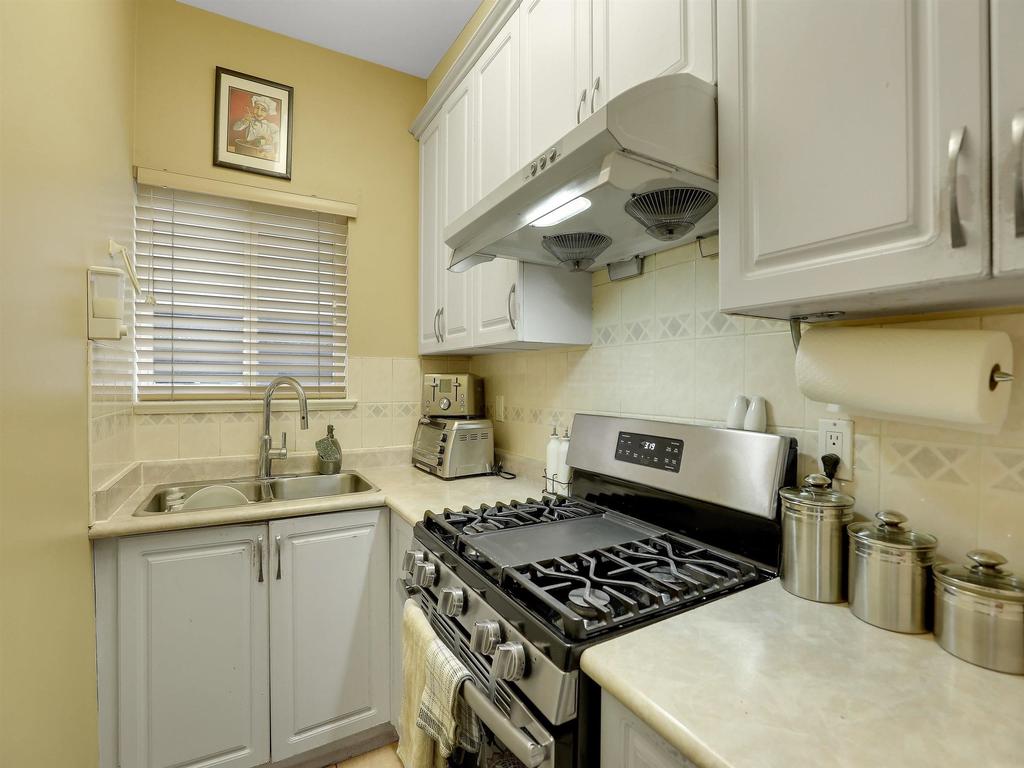 Listing Image for R3110383