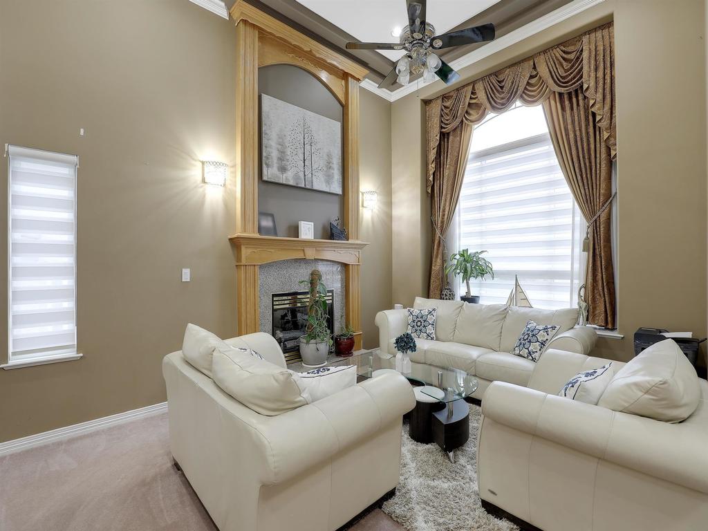 Listing Image for R3110383