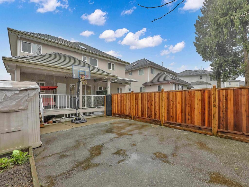 Listing Image for R3110383