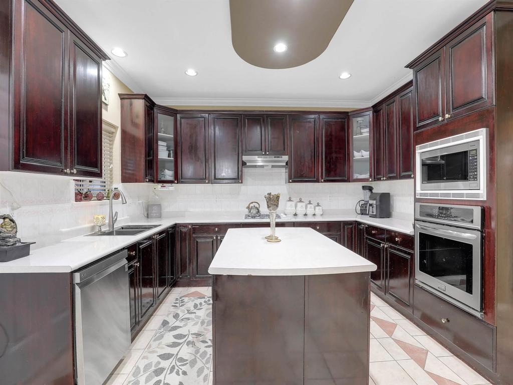 Listing Image for R3110383