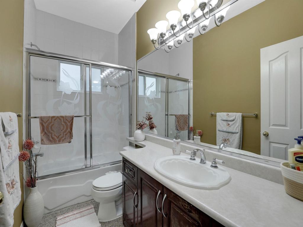 Listing Image for R3110383