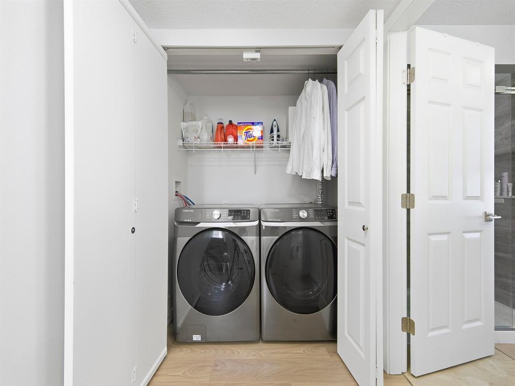 Listing Image for R3110398