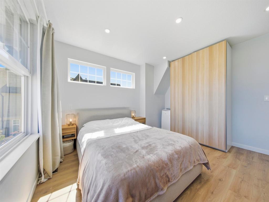 Listing Image for R3110398