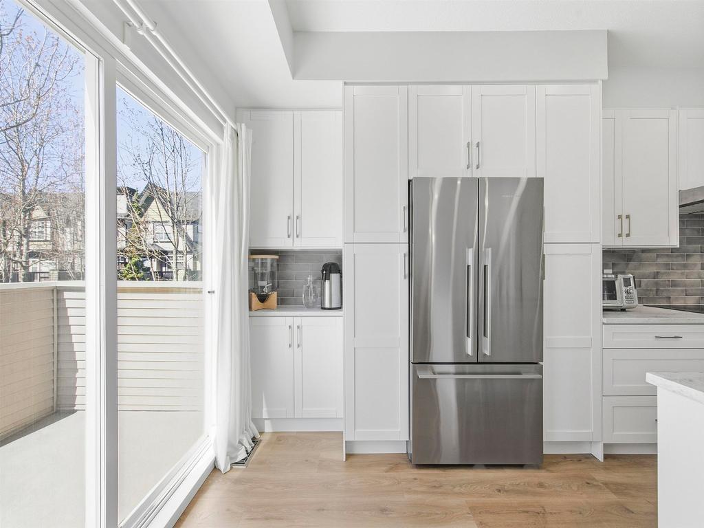 Listing Image for R3110398