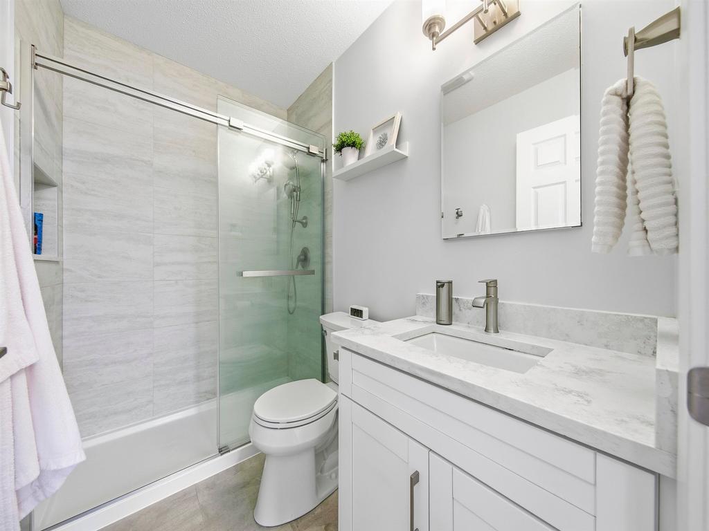 Listing Image for R3110398