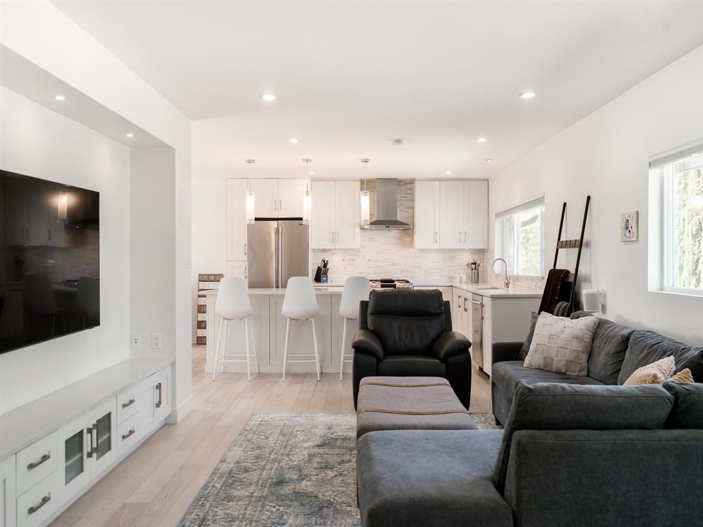 Listing Image for R3110399