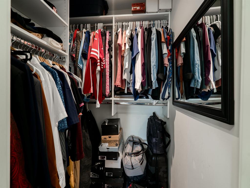 Listing Image for R3110399