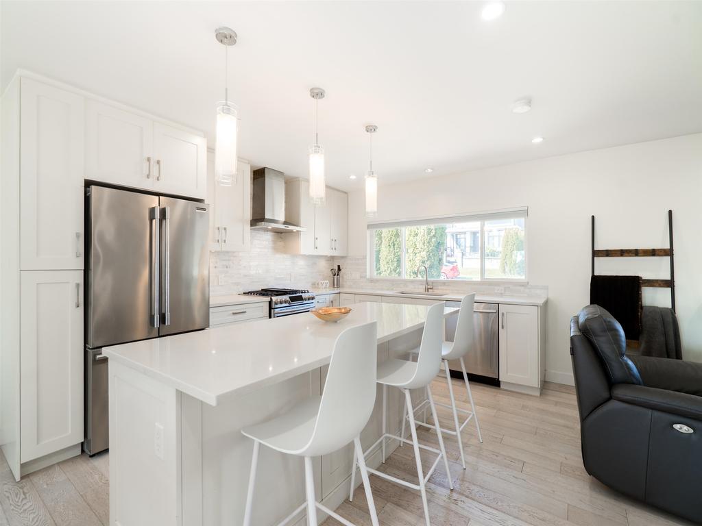 Listing Image for R3110399