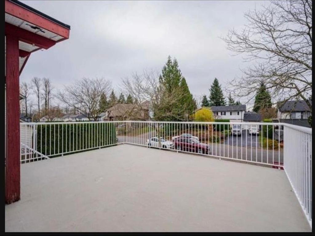 Listing Image for R3110403