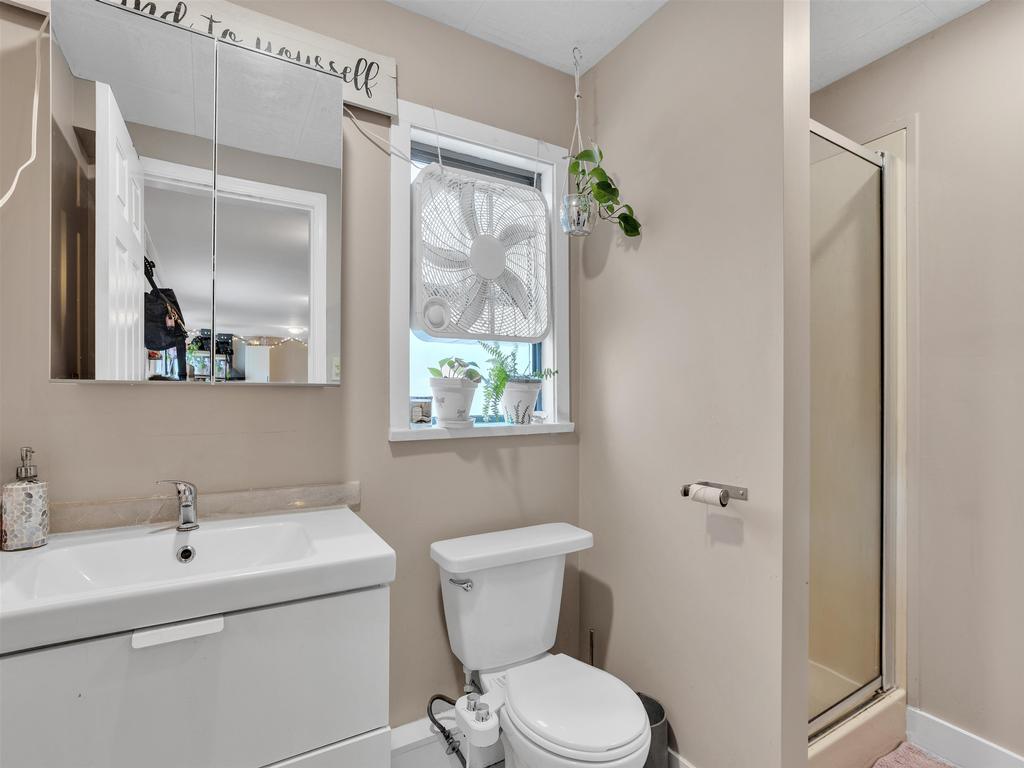 Listing Image for R3110405