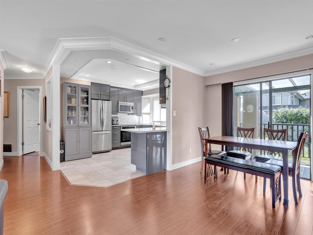 Listing Image for R3110405