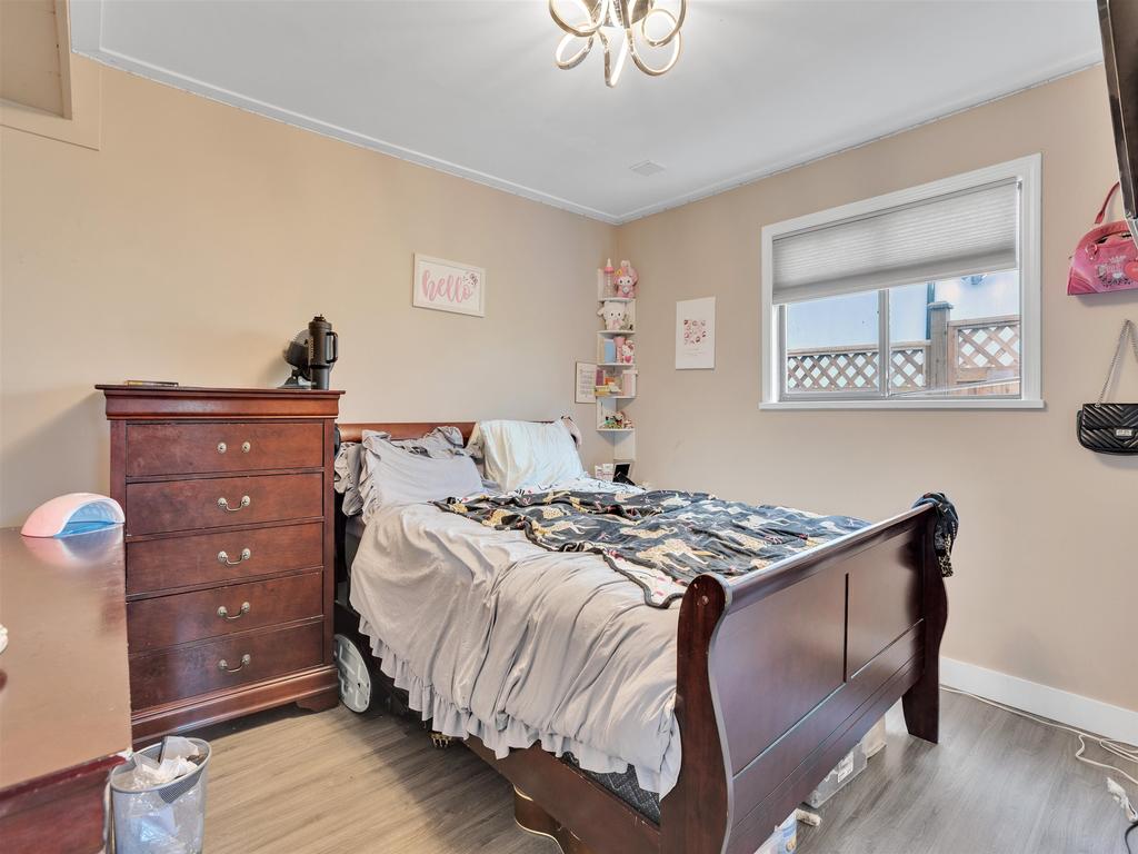 Listing Image for R3110405