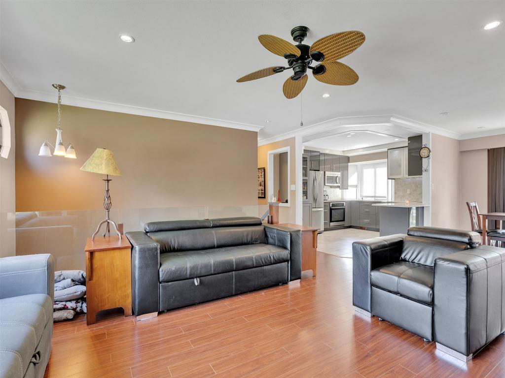 Listing Image for R3110405