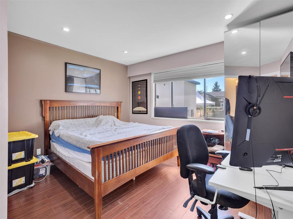 Listing Image for R3110405