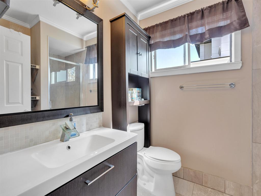 Listing Image for R3110405