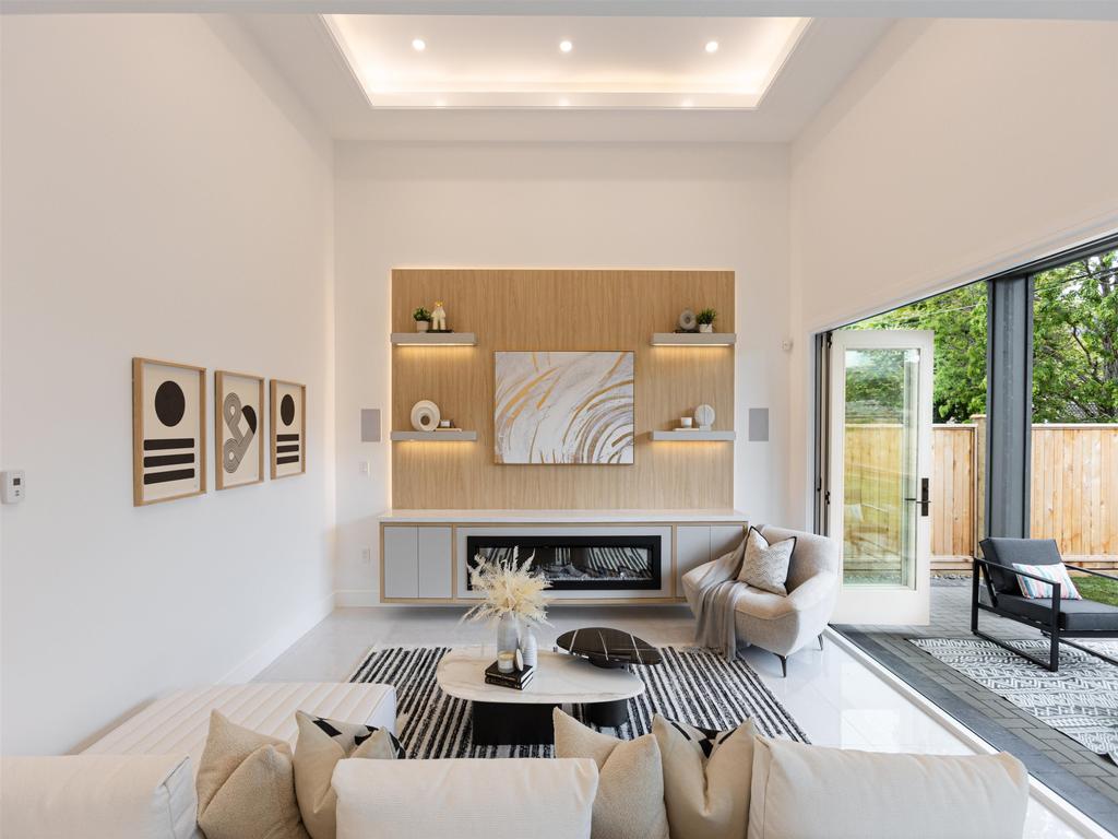 Listing Image for R3110408