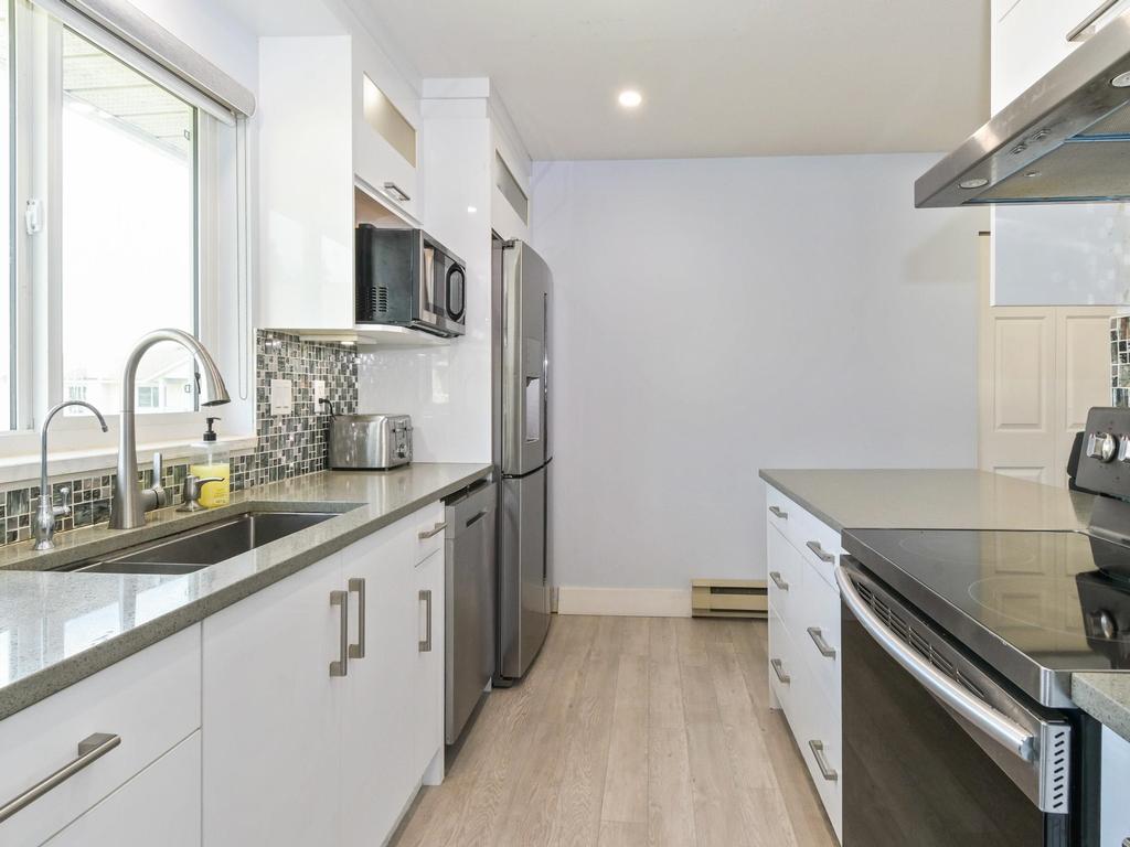 Listing Image for R3110412