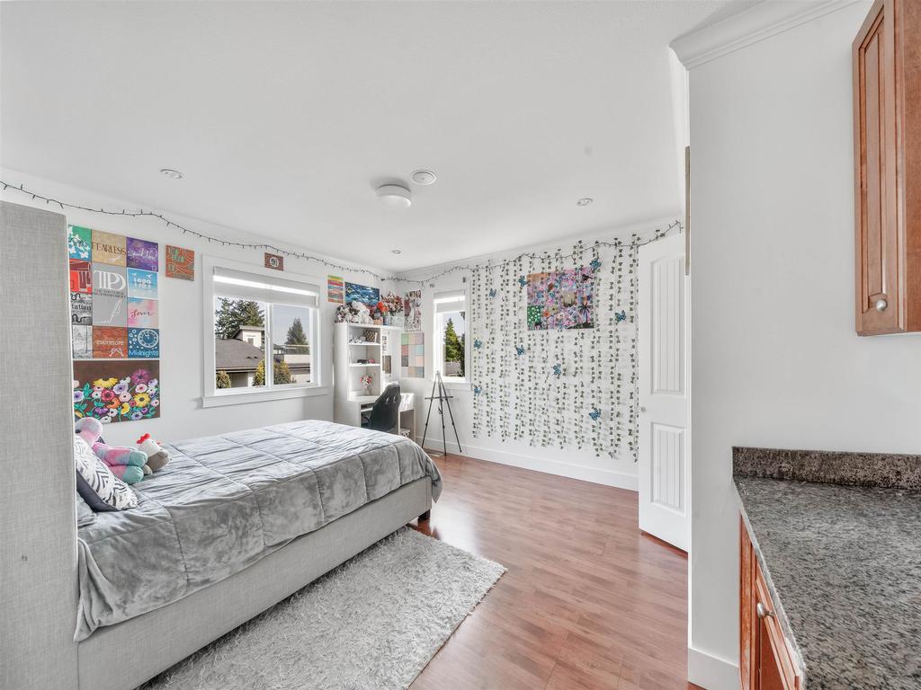 Listing Image for R3110413