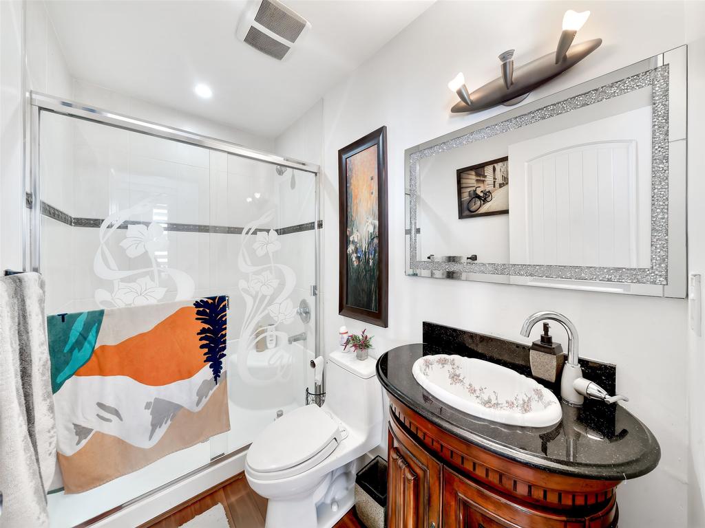 Listing Image for R3110413