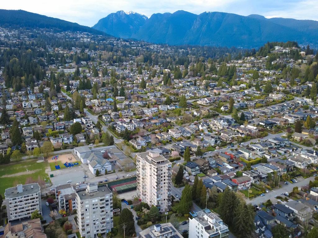 Listing Image for R3110414