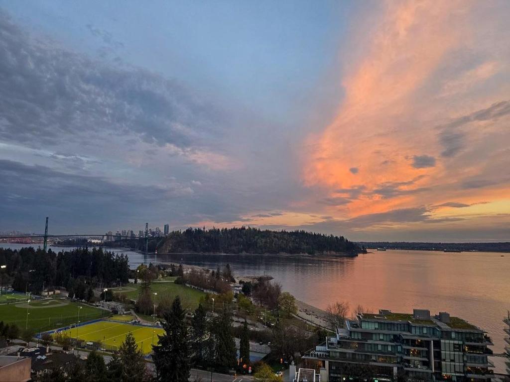 Listing Image for R3110414