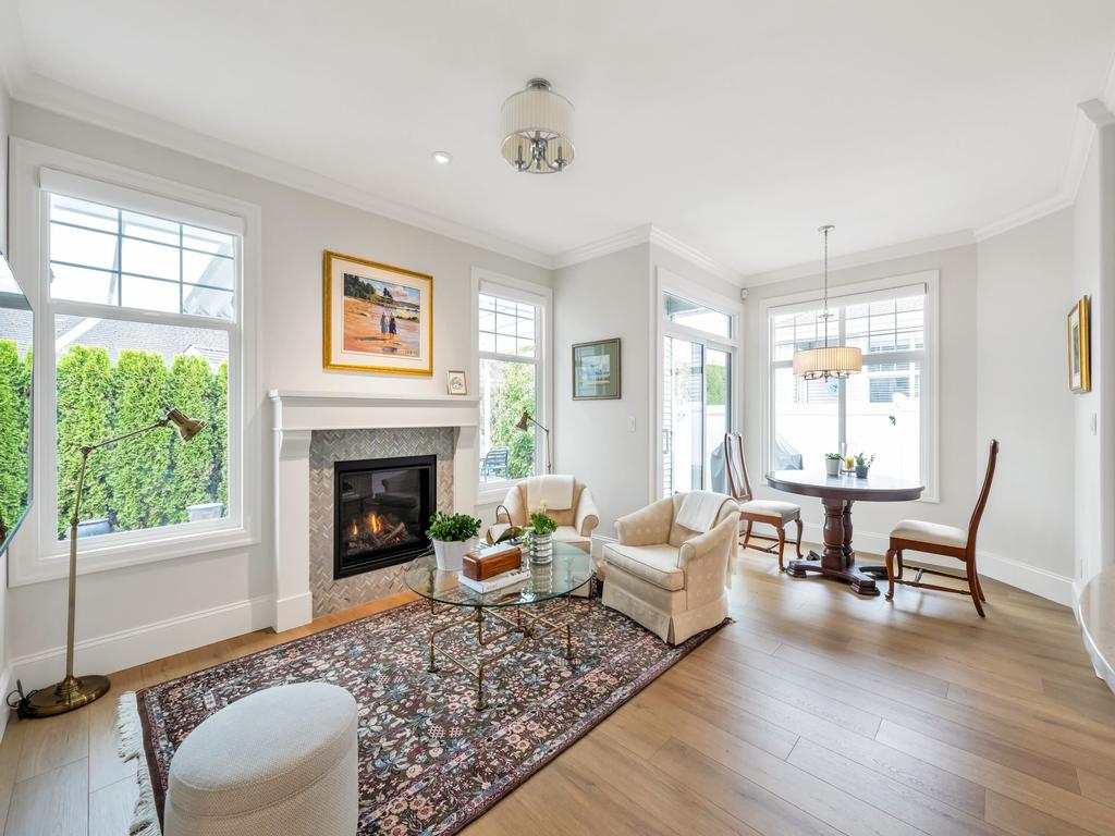 Listing Image for R3110420