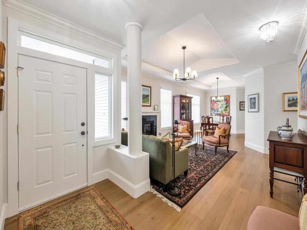 Listing Image for R3110420