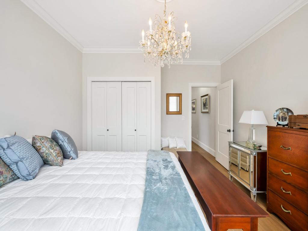 Listing Image for R3110420