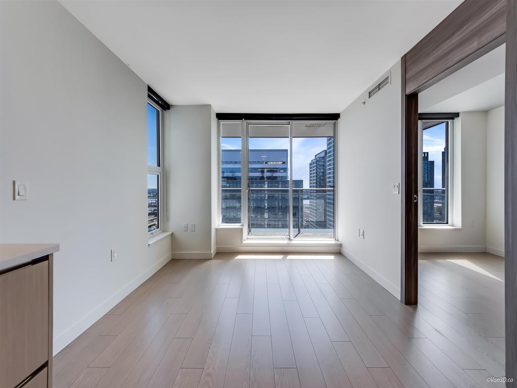 Listing Image for R3110426