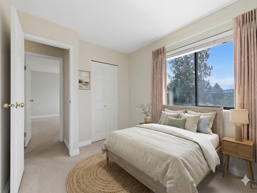 Listing Image for R3110427