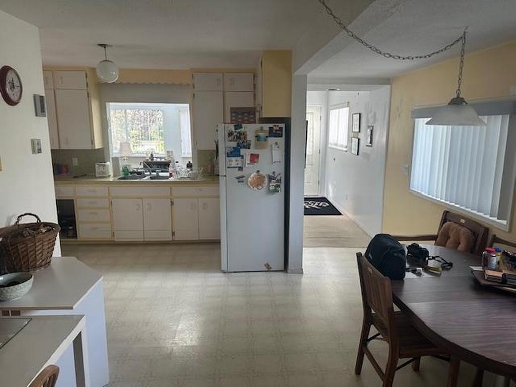 Listing Image for R3110434