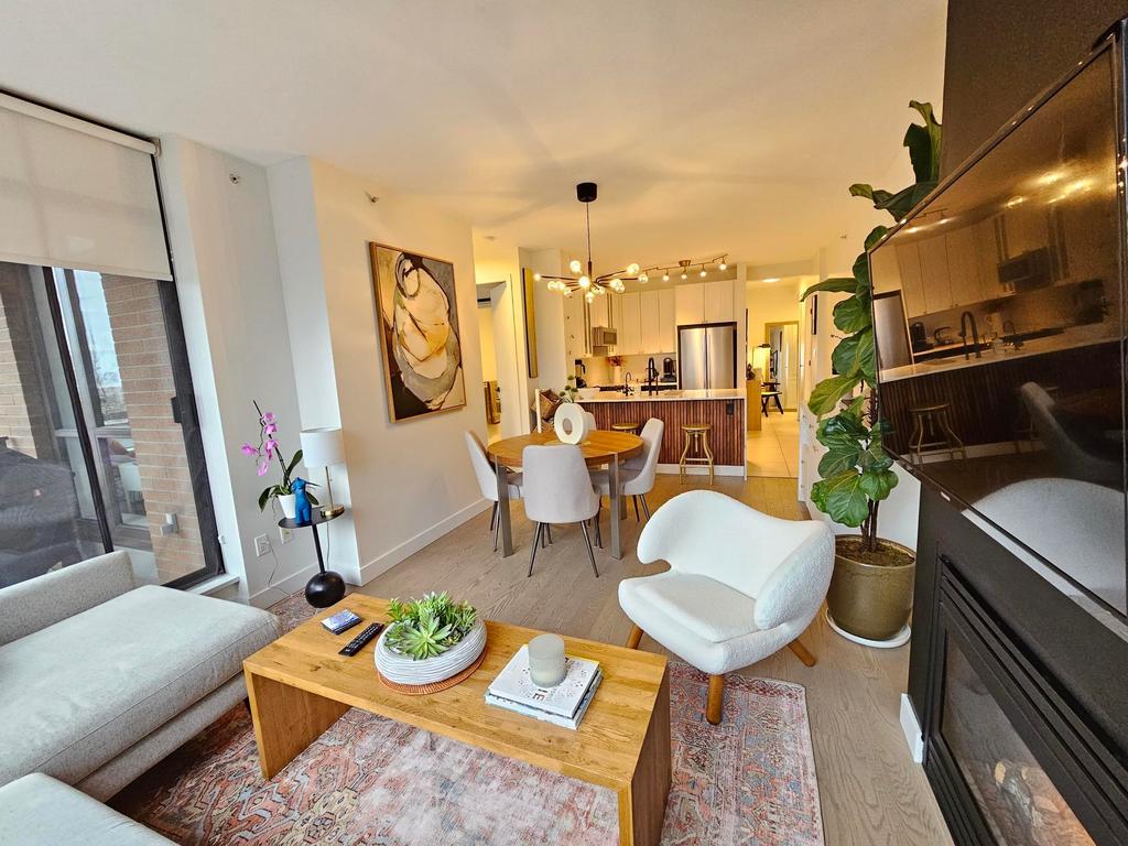 Listing Image for R3110435